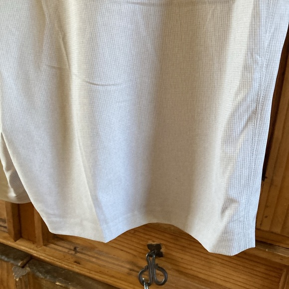 Men’s Callaway white gray blue plaid flat front chino shorts size 56 - NWT - Picture 6 of 9